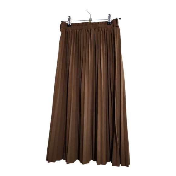 Elegant Brown Pleated Skirt - Picture 3 of 4